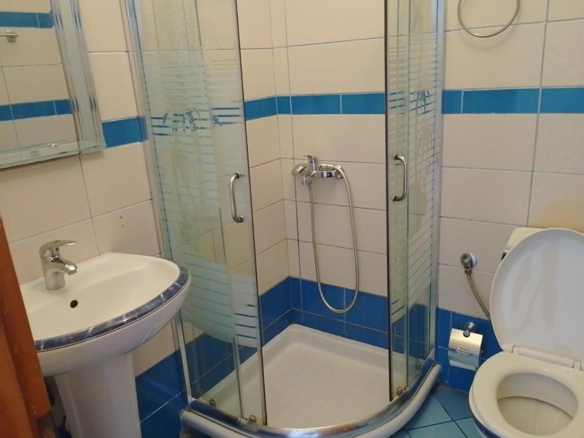 Center Hotel Pirro Himara Kültér fotó