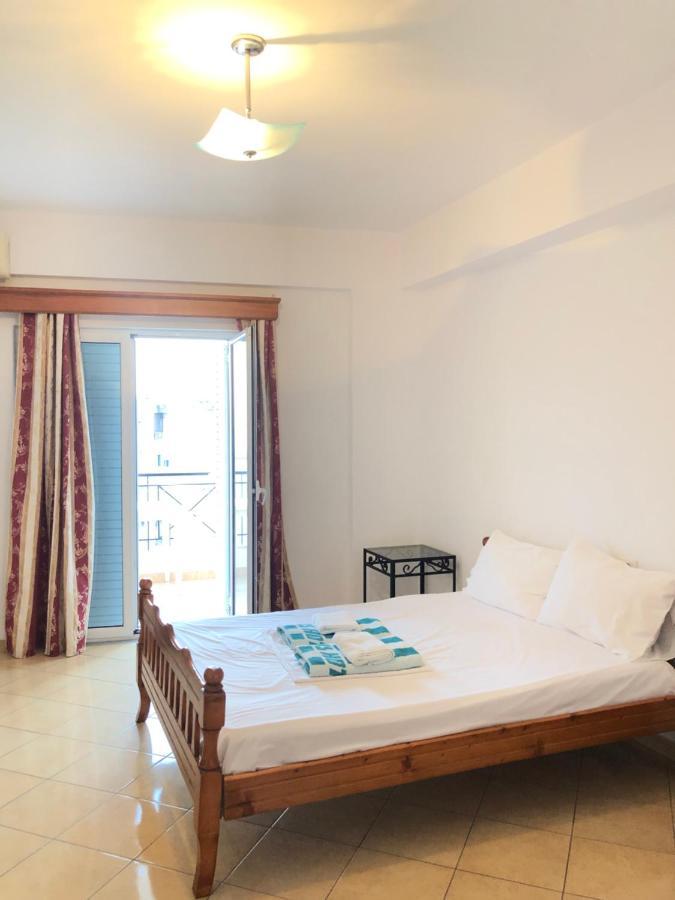 Center Hotel Pirro Himara Kültér fotó
